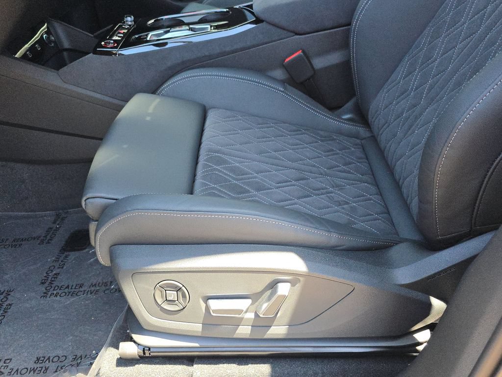 New 2027 Audi SQ6 e-tron Premium Plus AWD/4WD image 17