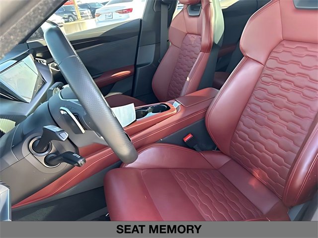 Used 2022 Audi e-tron GT Prestige image 18