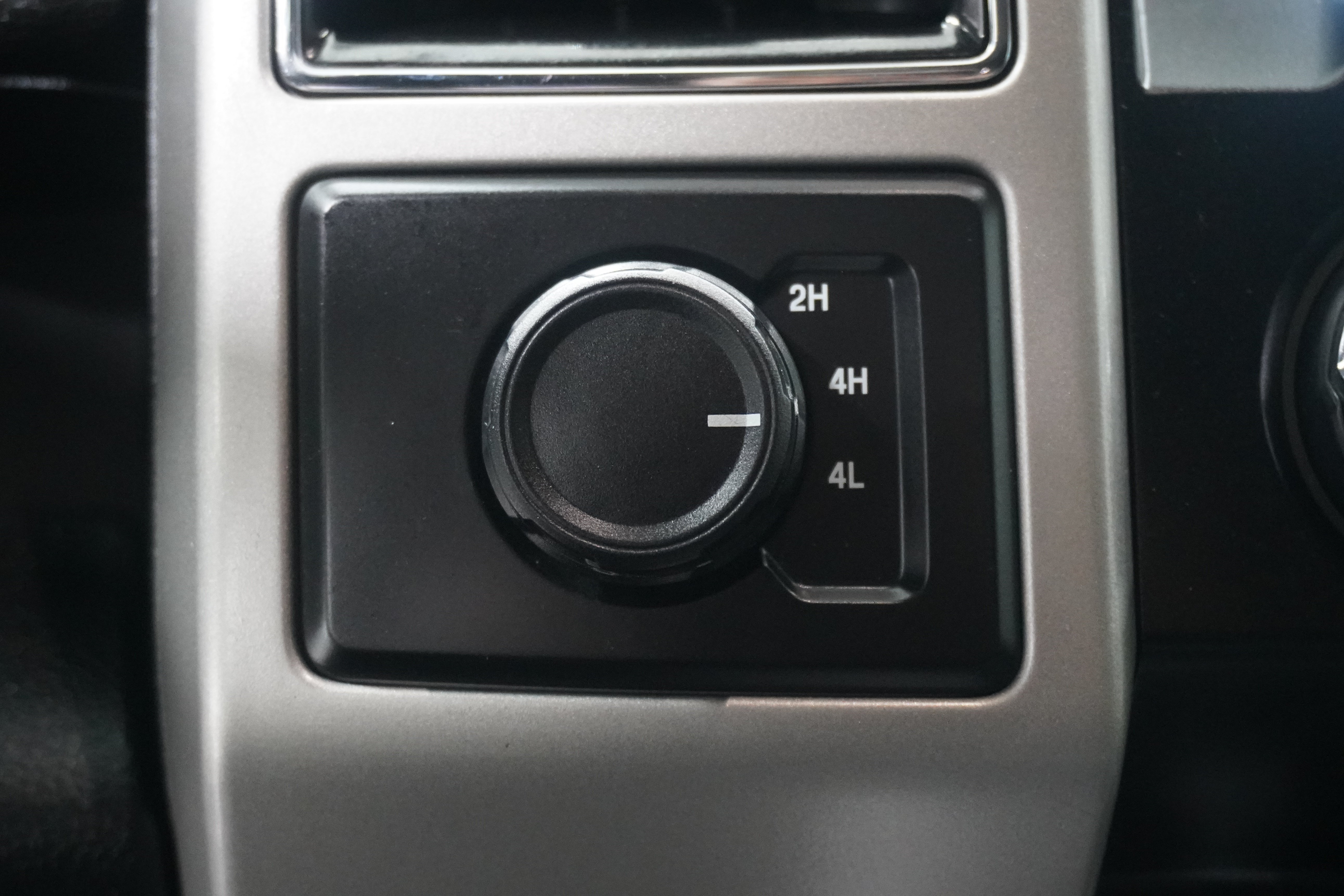 Used 2019 Ford F450 Lariat w/ Lariat Value Package AWD/4WD image 25