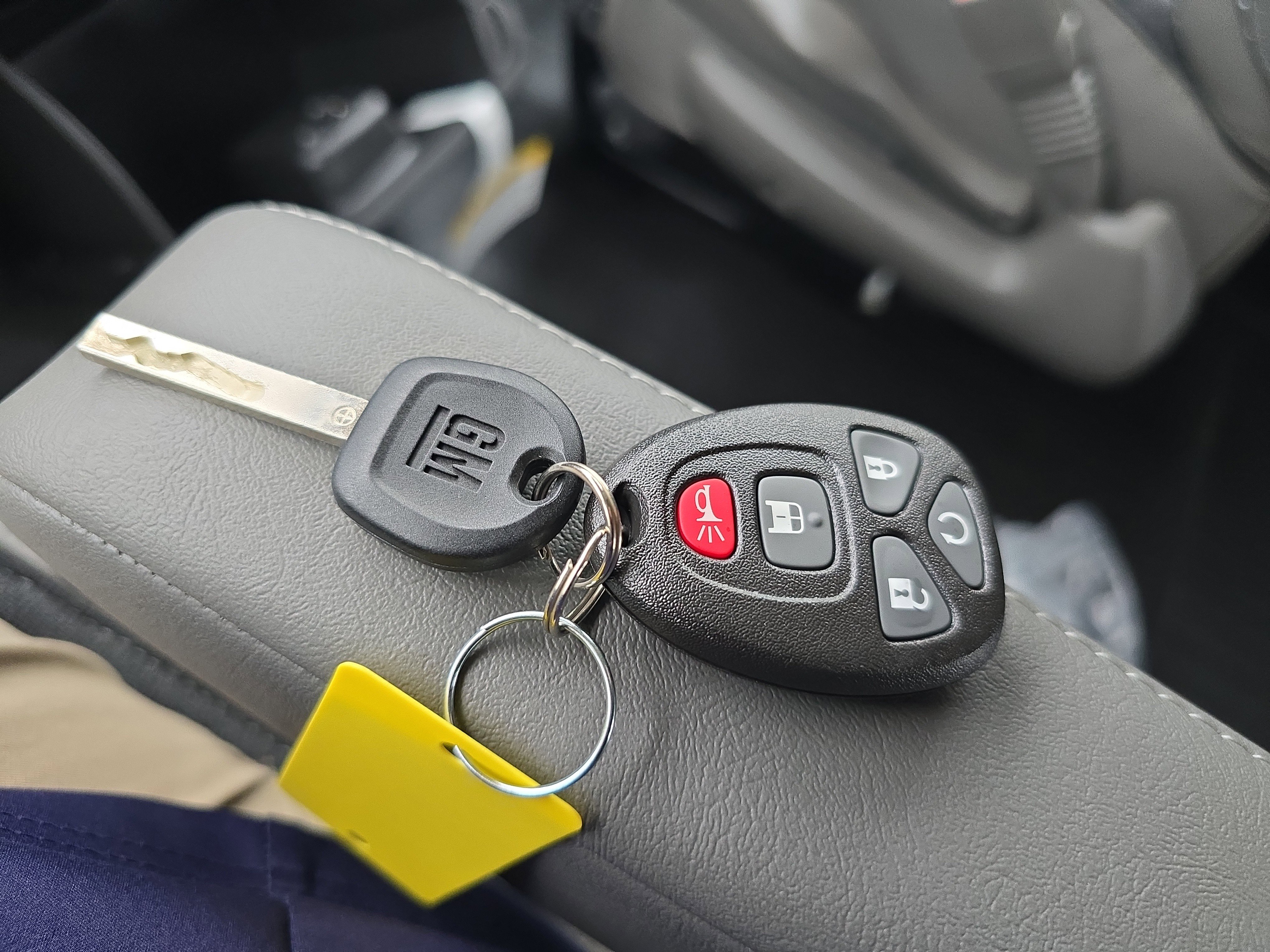 New 2025 GMC Savana 3500 Extended w/ Driver Convenience Package image 33