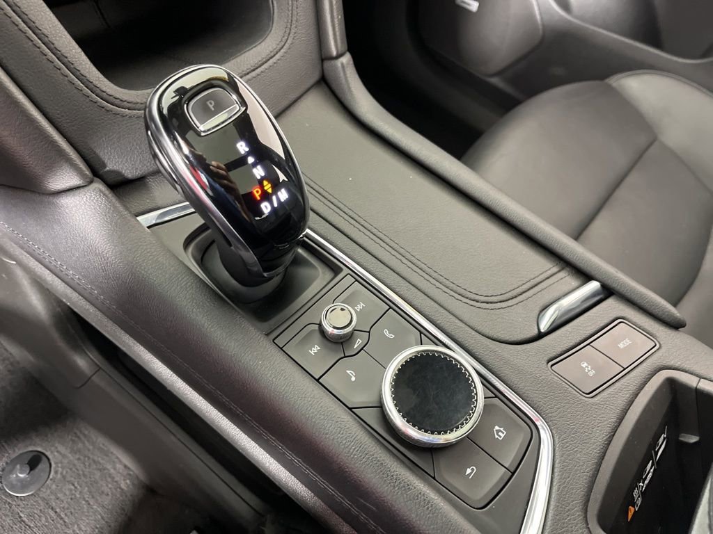 Used 2020 Cadillac XT6 Premium Luxury w/ LPO, Floor Liner Package image 34