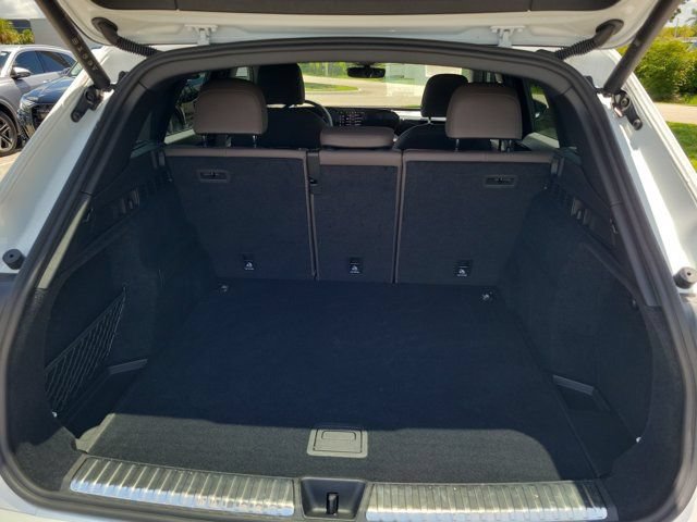 Certified 2025 Audi Q5 Premium w/ Convenience Package AWD/4WD image 8