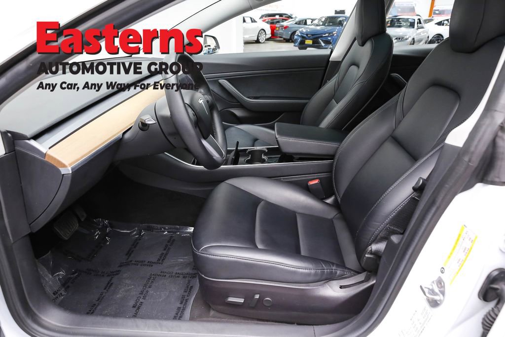 Used 2019 Tesla Model 3 Standard Range image 14