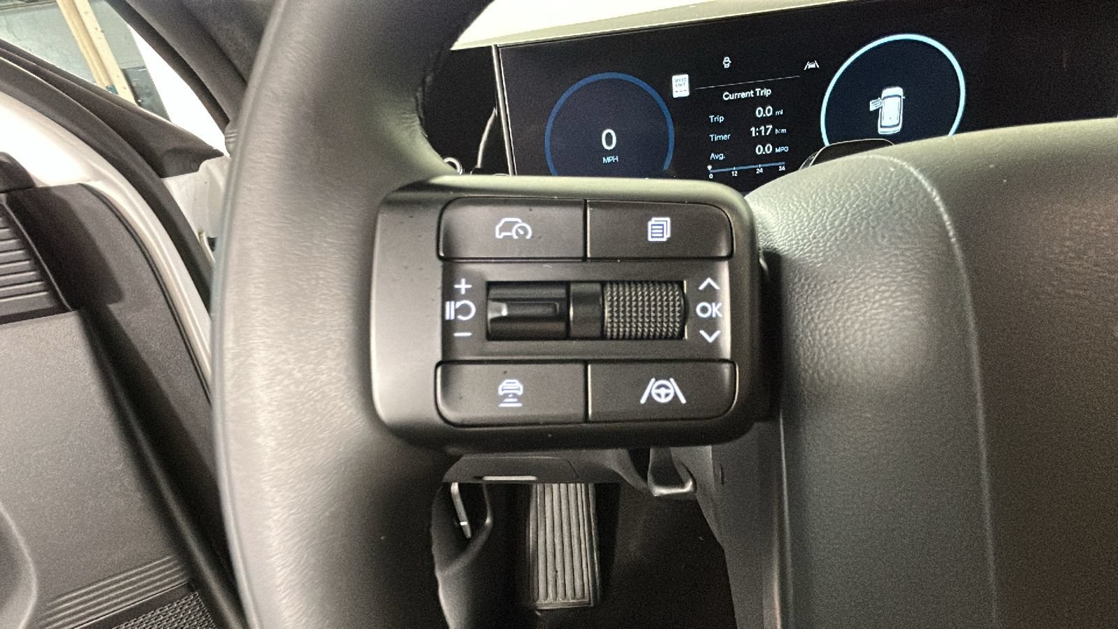 Certified 2025 Hyundai Santa Fe Calligraphy FWD image 19