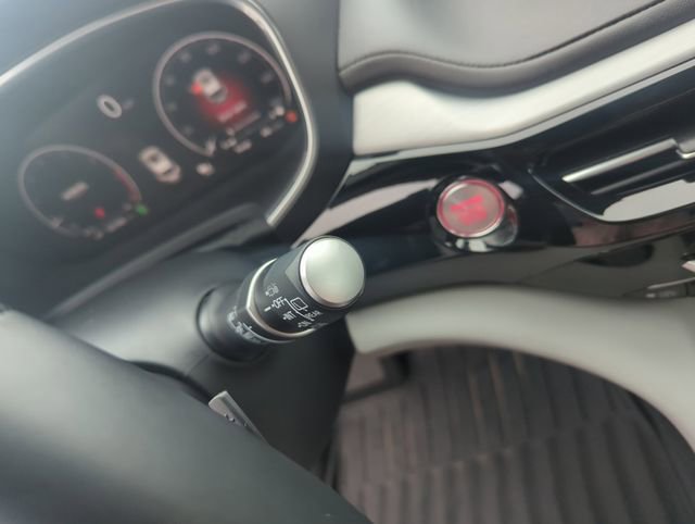 Certified 2023 Acura MDX FWD w/ Technology Package image 23