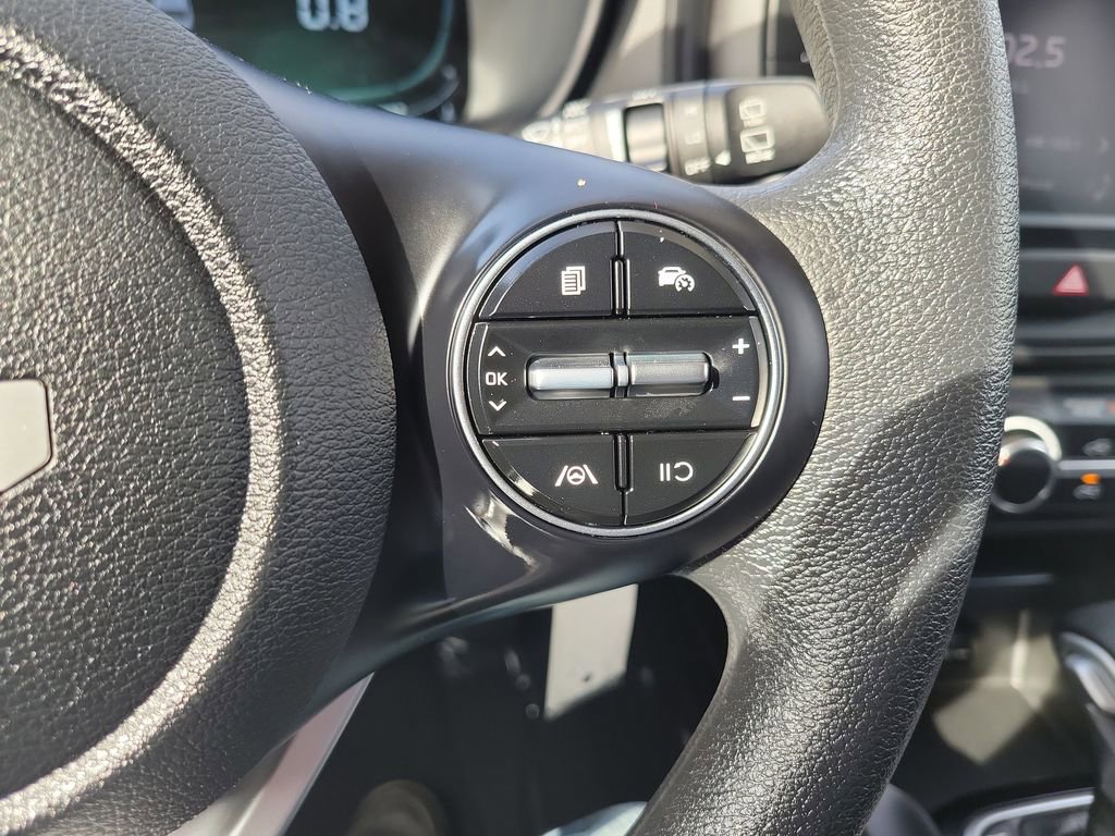 Used 2024 Kia Soul LX w/ Option Group 015 FWD image 14