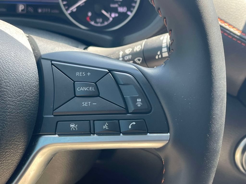 Used 2025 Nissan Sentra SR FWD image 22