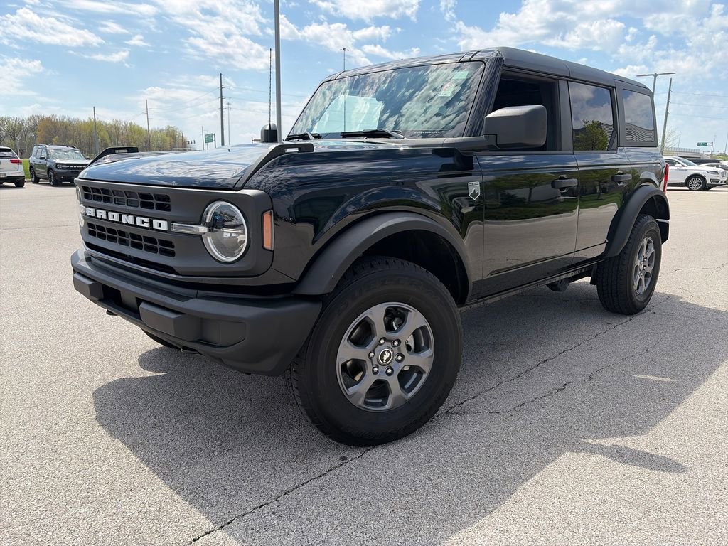 Used 2025 Ford Bronco Big Bend AWD/4WD image 3