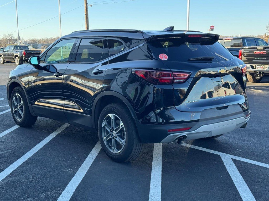 Used 2024 Chevrolet Blazer LT w/ Convenience Package image 8