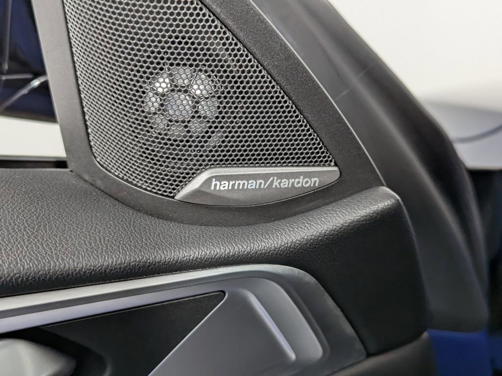 Used 2021 BMW M4 Competition w/ Executive Package image 15