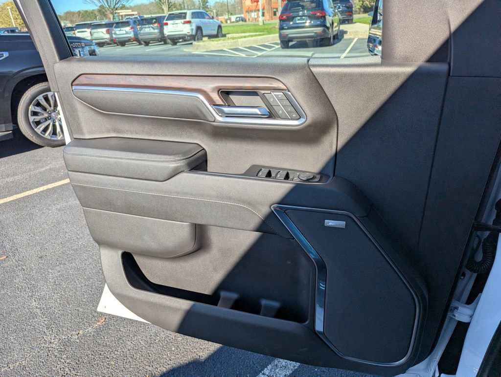 Used 2023 GMC Sierra 1500 SLT w/ SLT Premium Package image 18