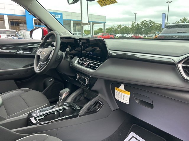 New 2026 Chevrolet TrailBlazer LT w/ Convenience Package image 32
