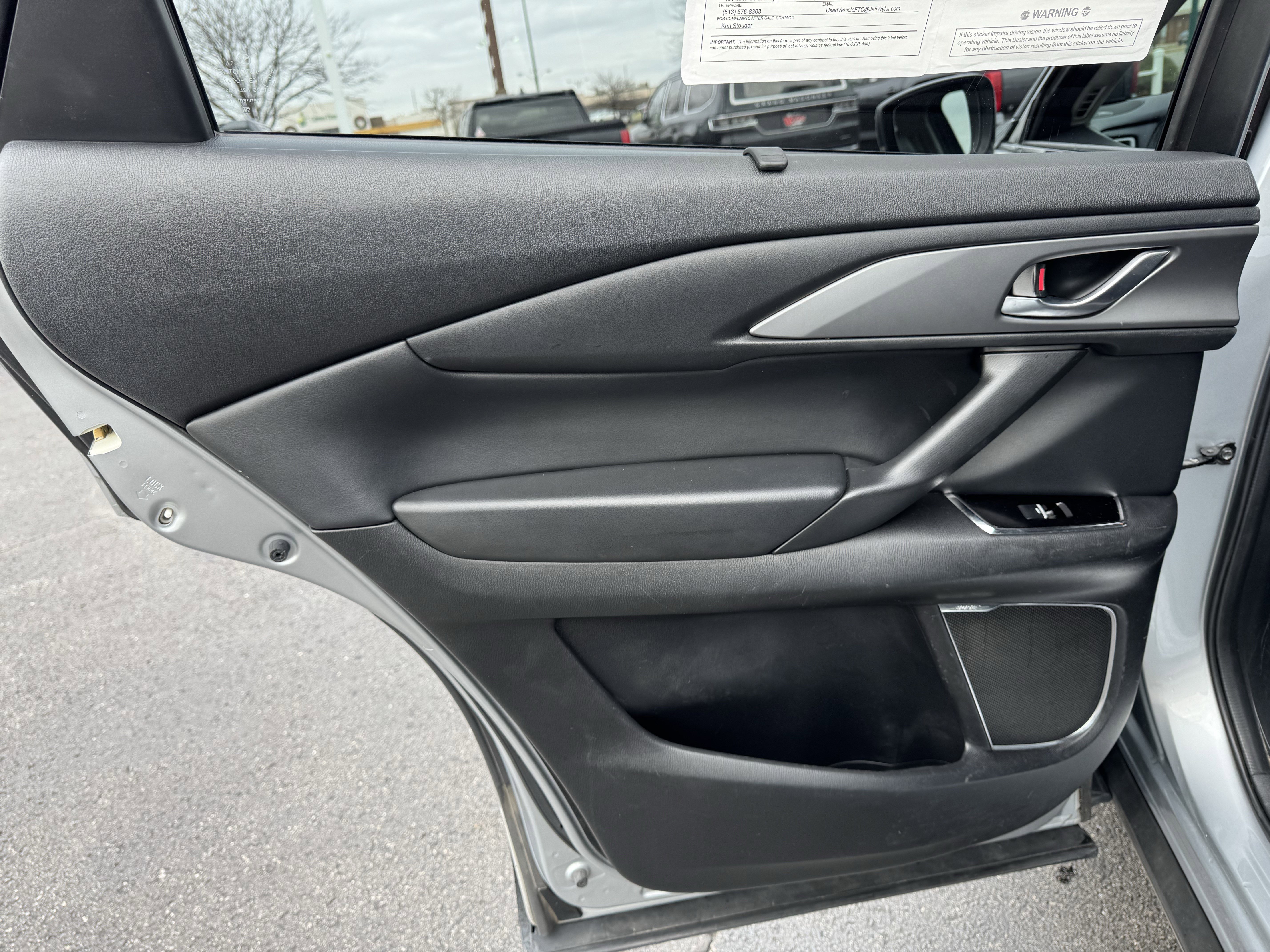 Used 2019 MAZDA CX-9 Touring w/ Touring Premium Package image 32