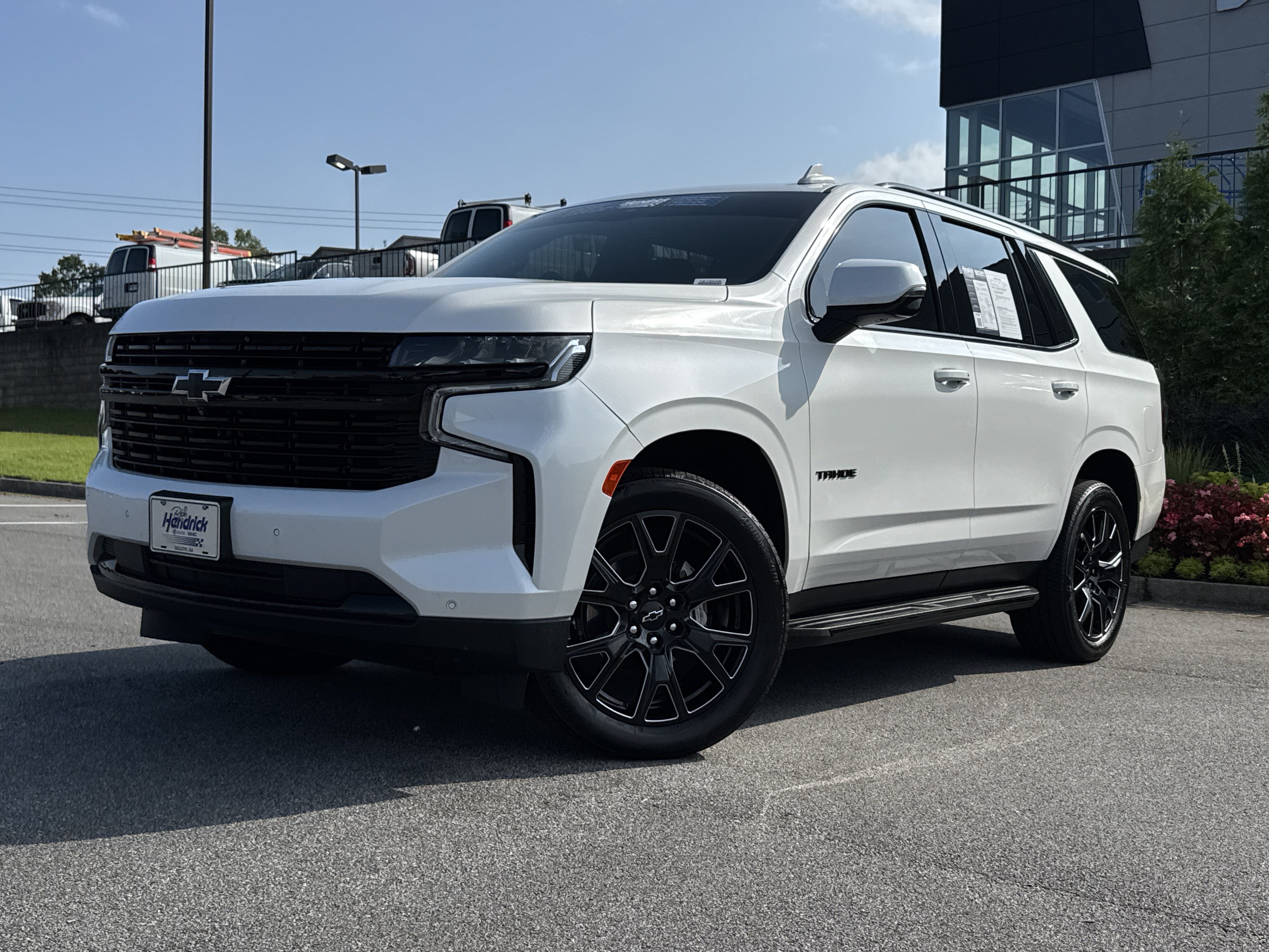 Used 2024 Chevrolet Tahoe RST w/ Luxury Package AWD/4WD image 5
