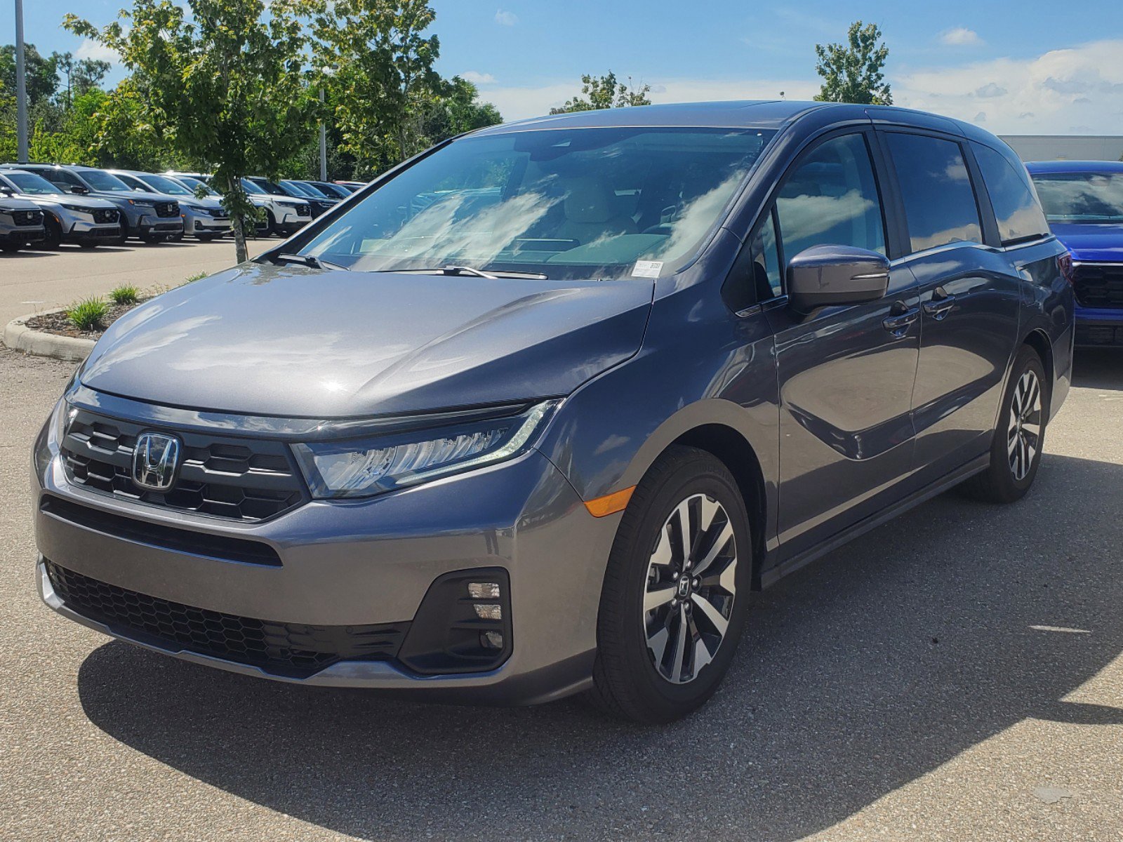 New 2026 Honda Odyssey EX-L image 9