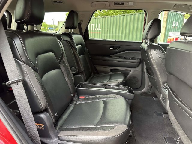Used 2023 Nissan Pathfinder SL w/ SL Premium Package AWD/4WD image 13