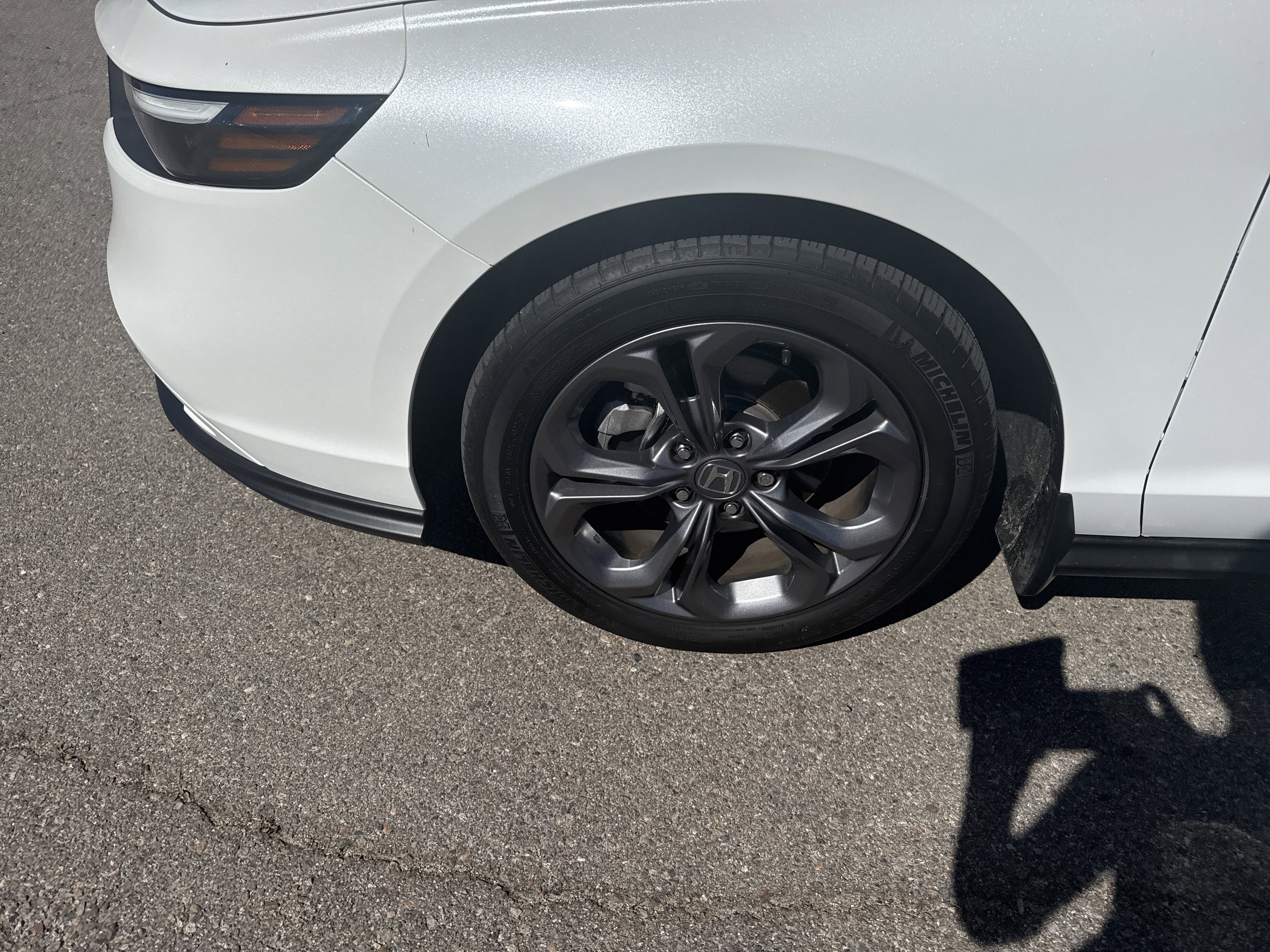 Certified 2023 Honda Accord EX image 10