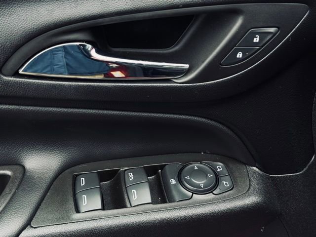 Used 2024 Chevrolet Equinox LT image 14