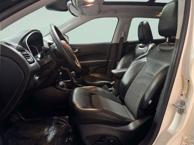 Used 2018 Jeep Compass Latitude w/ Popular Equipment Group image 24