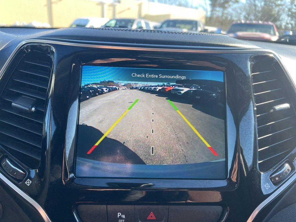 Certified 2019 Jeep Cherokee Overland image 30