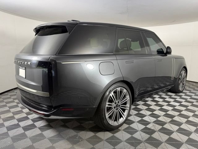 Used 2026 Land Rover Range Rover SE AWD/4WD image 8