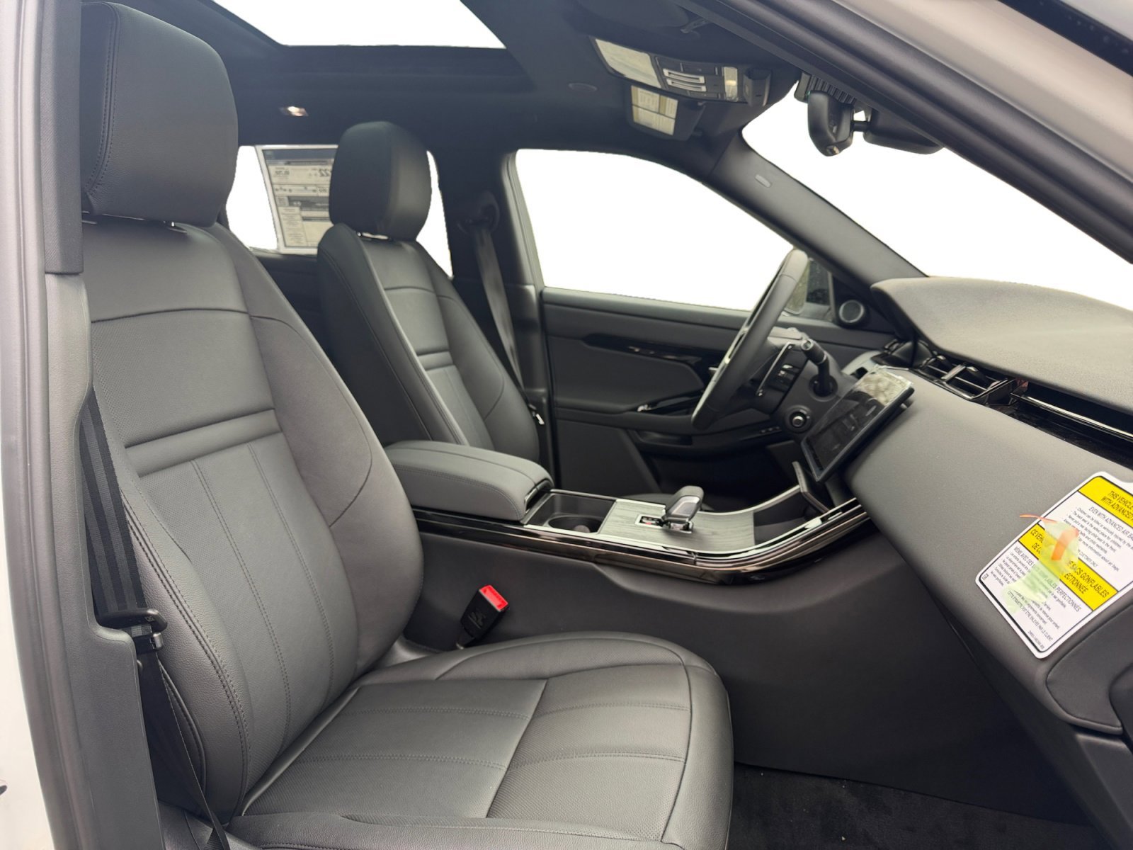 New 2026 Land Rover Range Rover Evoque Dynamic SE image 22