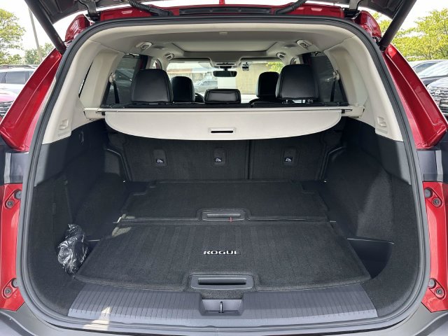 Used 2023 Nissan Rogue SL w/ SL Premium Package AWD/4WD image 13