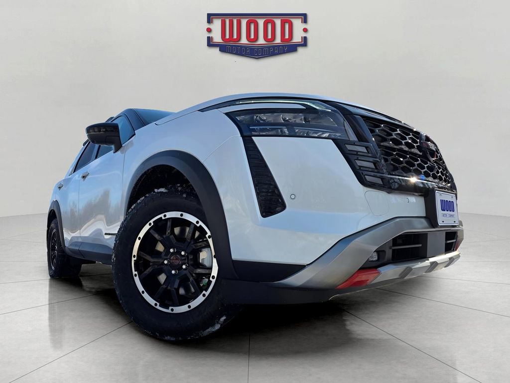 New 2026 Nissan Pathfinder SV image 3