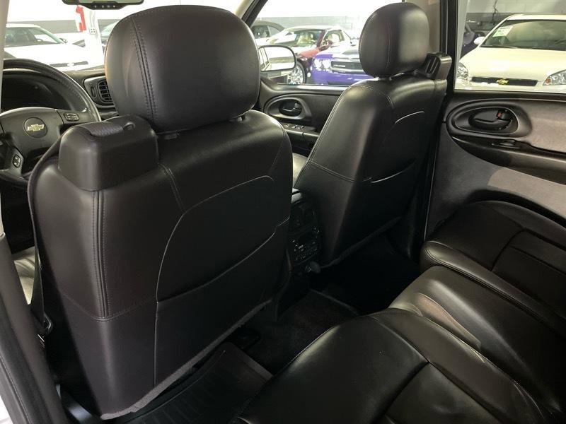 Used 2008 Chevrolet TrailBlazer LT w/ Sun And 6-Disc Cd Package AWD/4WD image 39