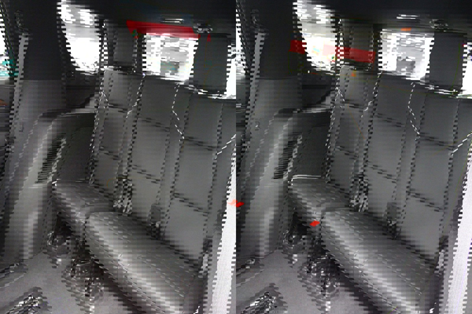 Used 2021 Cadillac Escalade Premium Luxury w/ Driver Assist Tech Package image 61