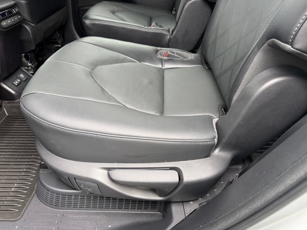 Used 2023 Toyota Highlander Platinum AWD/4WD image 35