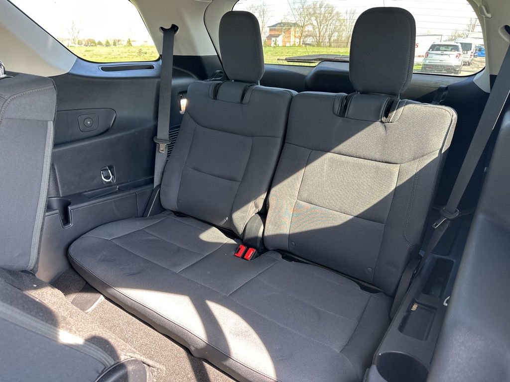 Used 2025 Ford Explorer Active image 13