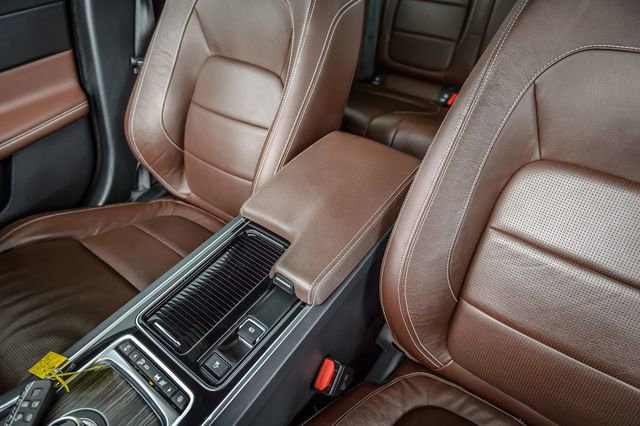 Used 2018 Jaguar XF S image 31