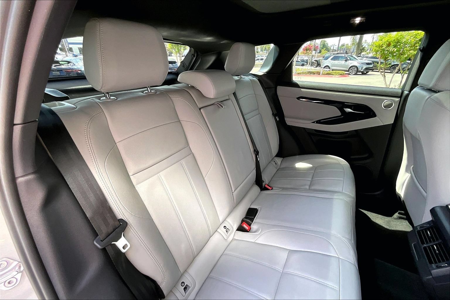 Certified 2026 Land Rover Range Rover Evoque S AWD/4WD image 26