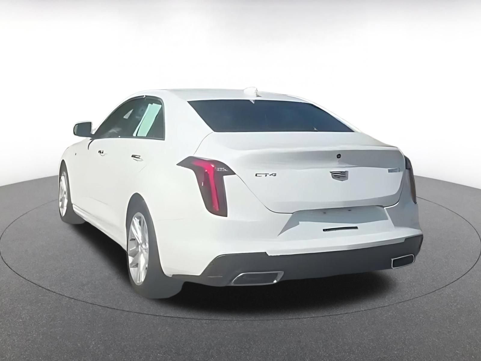 Used 2026 Cadillac CT4 Luxury RWD image 9