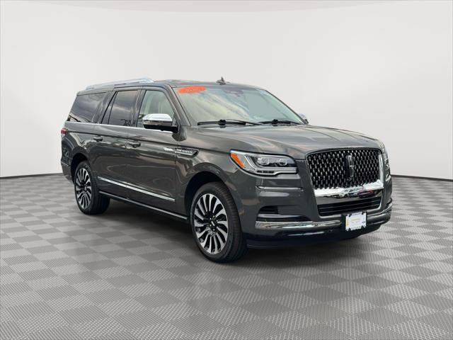 Certified 2024 Lincoln Navigator L Black Label AWD/4WD image 1