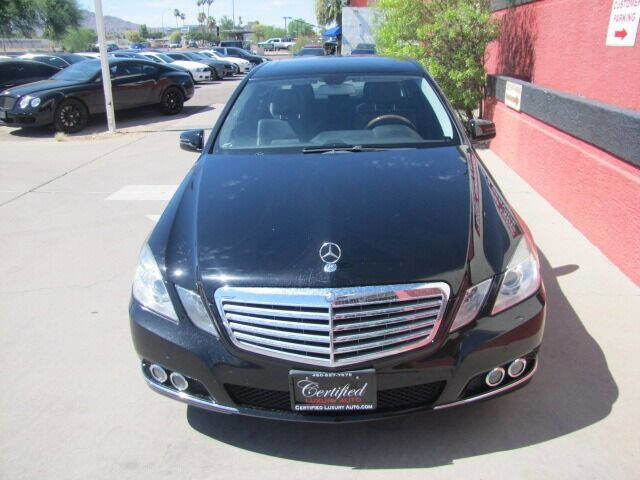 Used 2011 Mercedes-Benz E 350 Sedan image 3