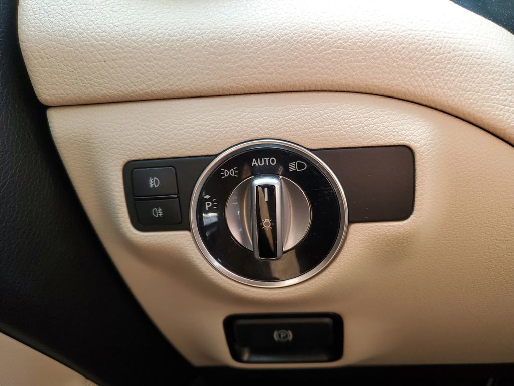 Used 2019 Mercedes-Benz GLA 250 image 27