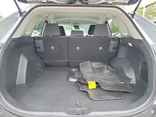 Used 2024 Toyota RAV4 LE FWD image 5