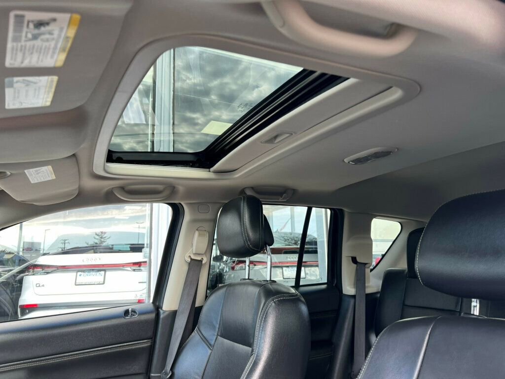 Used 2017 Jeep Compass High Altitude image 23