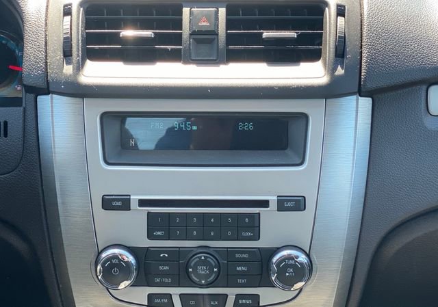 Used 2011 Ford Fusion SE w/ 202A Rapid Spec Order Code FWD image 23
