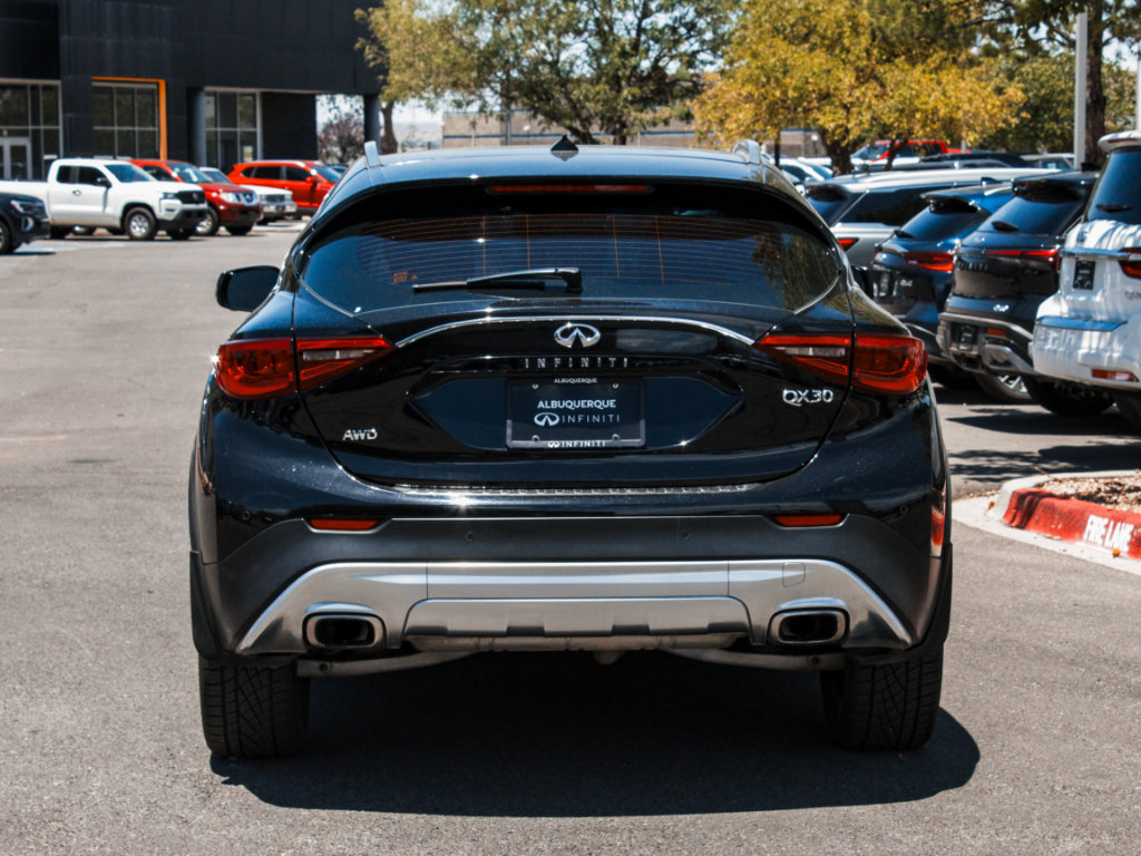 Used 2019 INFINITI QX30 AWD w/ Navigation Package image 6