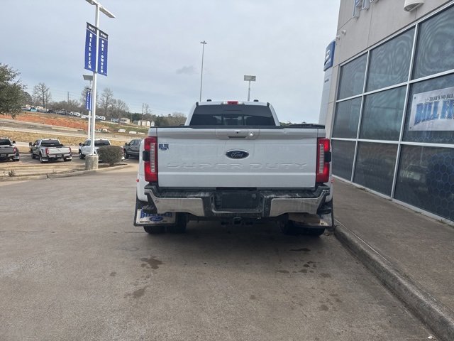 Used 2023 Ford F350 Lariat w/ FX4 Off-Road Package image 6
