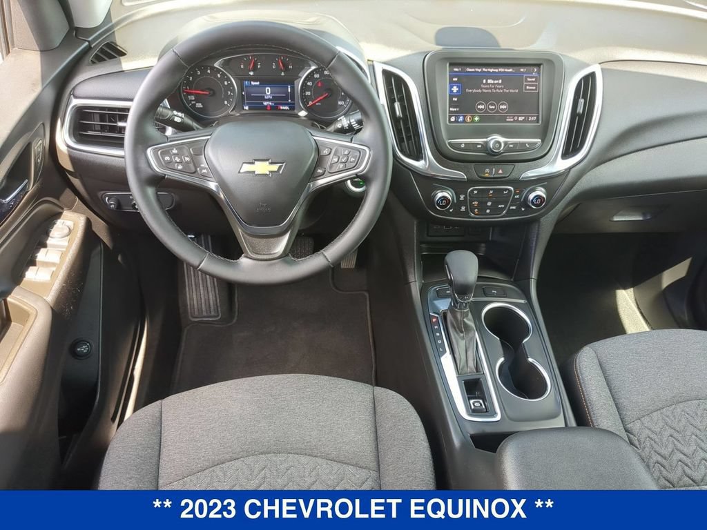Used 2023 Chevrolet Equinox LT AWD/4WD image 18