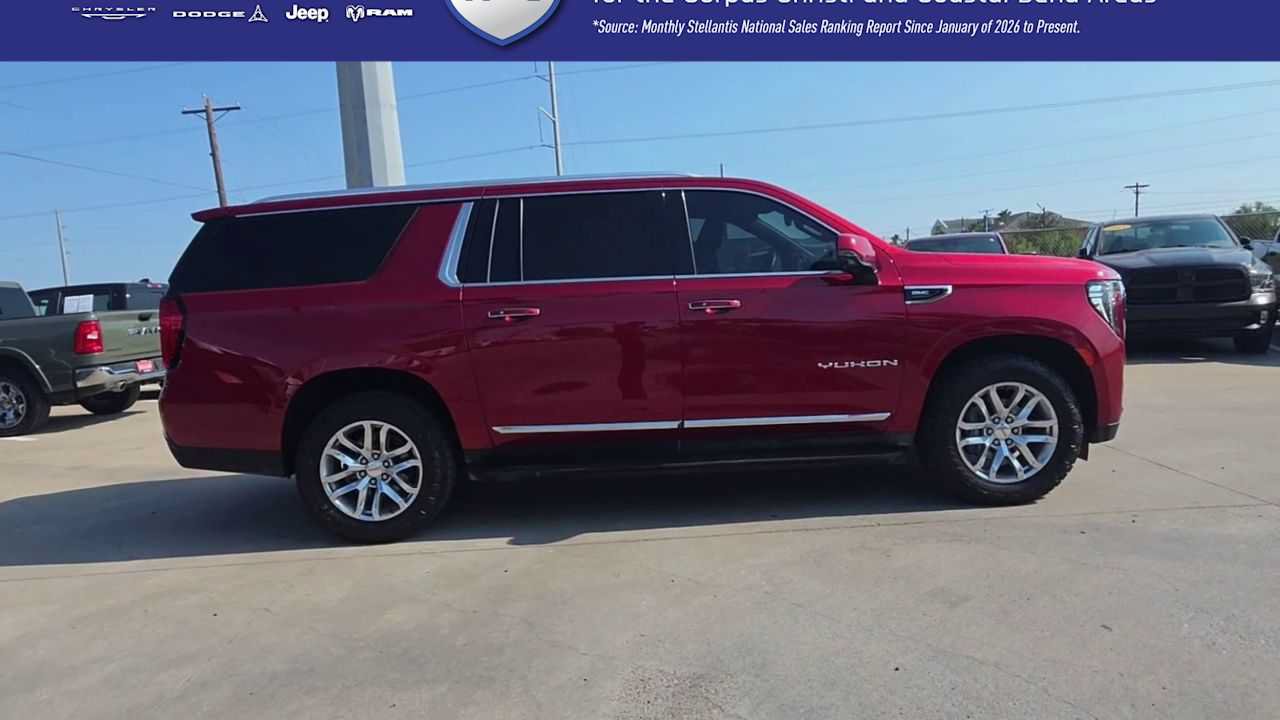 Used 2023 GMC Yukon XL SLT w/ SLT Premium Package RWD image 9