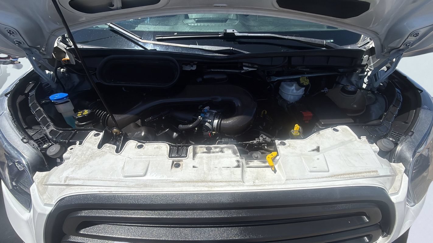 Used 2019 Ford Transit 250 148 Medium Roof RWD image 16
