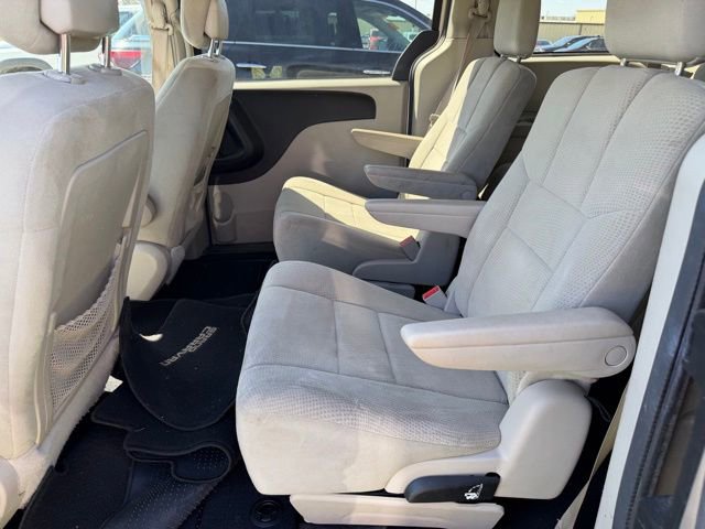 Used 2013 Dodge Grand Caravan SE image 14