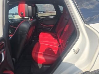 Used 2018 Porsche Macan S AWD/4WD image 11