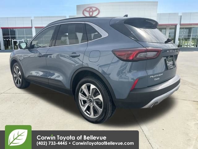 Used 2023 Ford Escape Platinum image 3