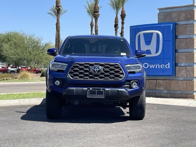 Used 2023 Toyota Tacoma TRD Off-Road w/ Black Out Package (TMS) AWD/4WD image 4